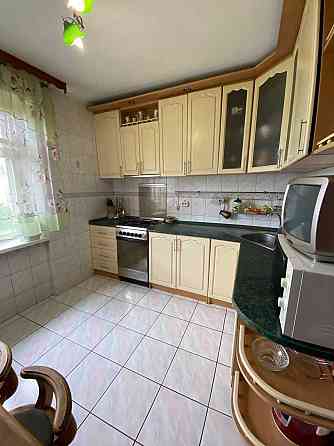 ЦЕНТР!! ТЕРМІНОВО!! Двохрівнева квартира по вул. Хлібопекарська Чернигов