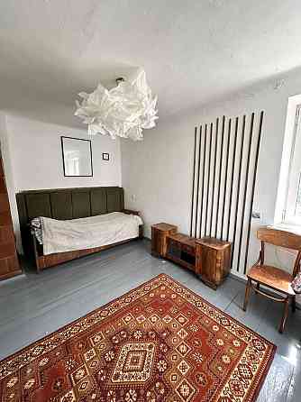 Продаж 2- кім особнячного типу з гаражем і земля у приватній власності Винники