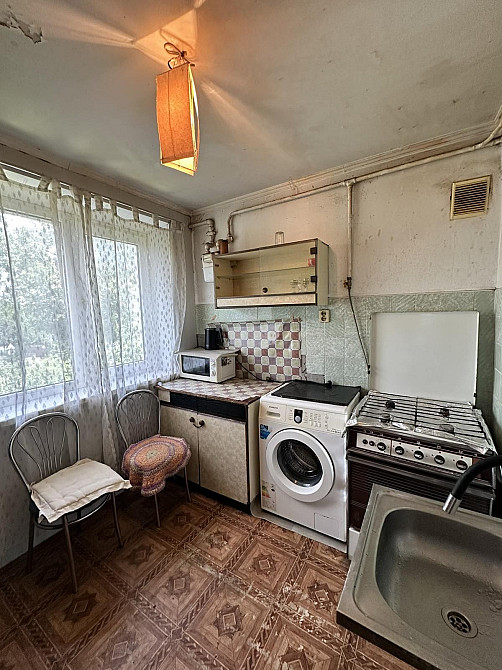 Продаж 2- кім особнячного типу з гаражем і земля у приватній власності Винники - изображение 1