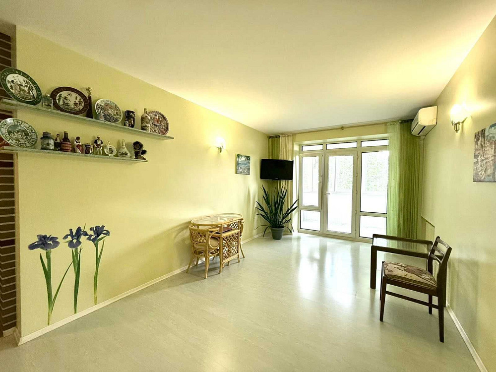 2-ком кв-ра в кирпичном высотном доме 5-6 ст.Б.Фонтана Одесса - изображение 1