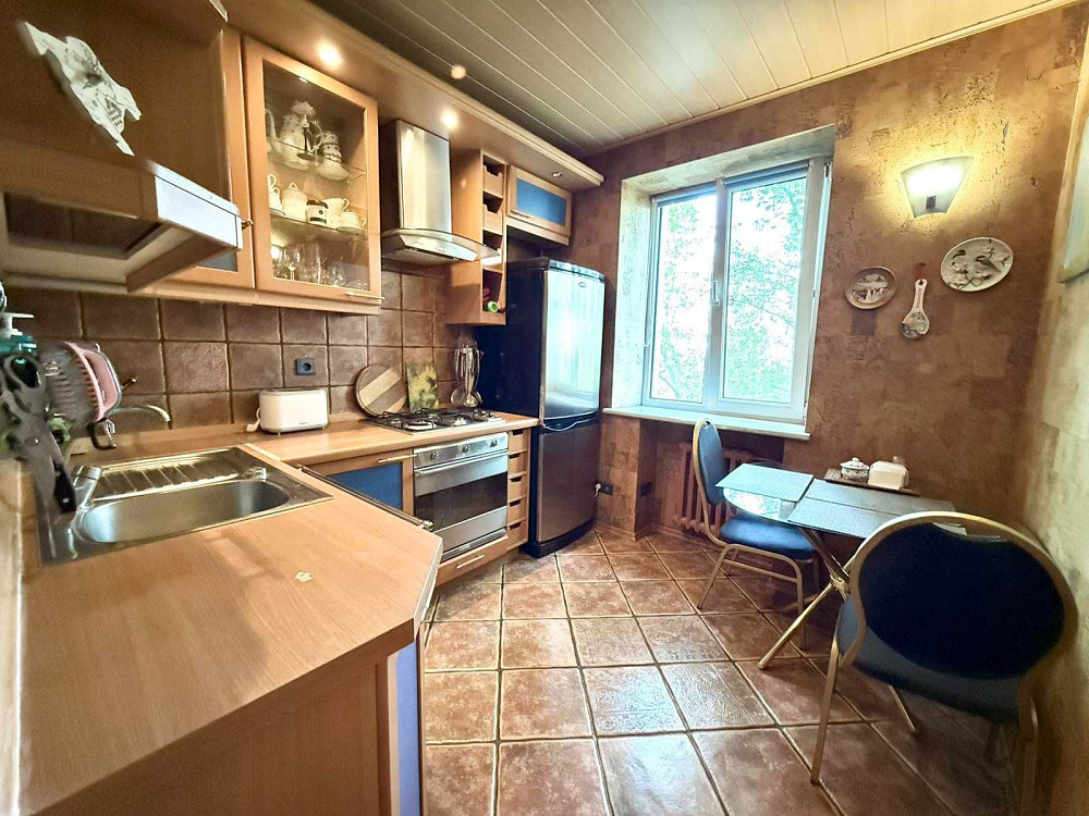 2-ком кв-ра в кирпичном высотном доме 5-6 ст.Б.Фонтана Одесса - изображение 3