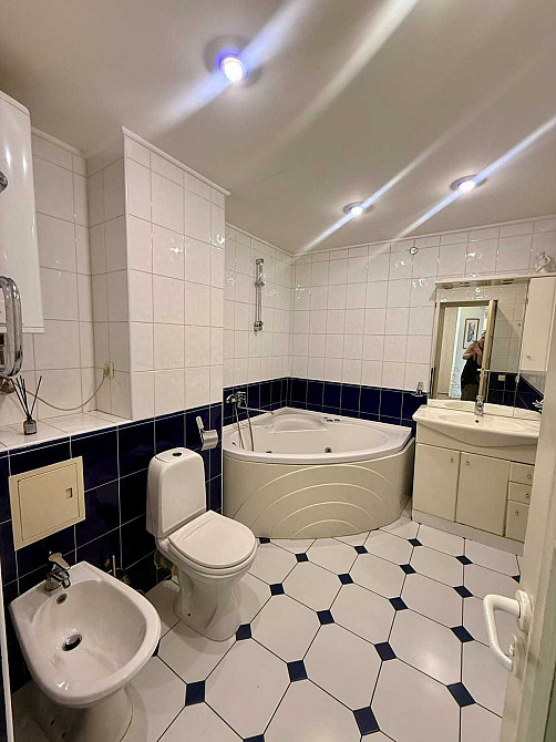 Продам 3к квартиру Казимира Малевича,53/30 (Боженка) Київ - зображення 2