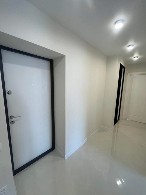 Продам сучасну 2-ну квартиру в ШЕПТИЦЬКОМУ  - зображення 6