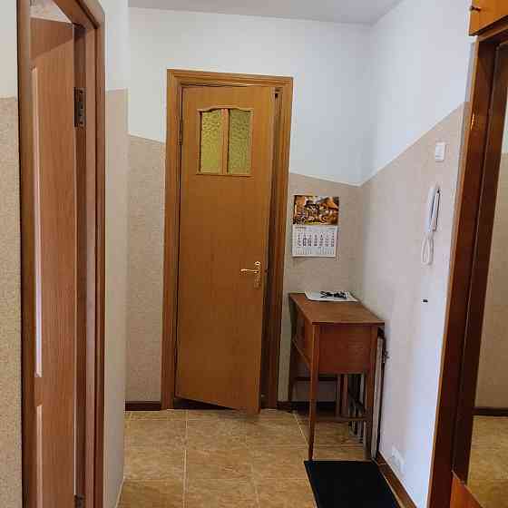 Сихів,вул.Довженка,дві ізольвані-12000грн. Львів