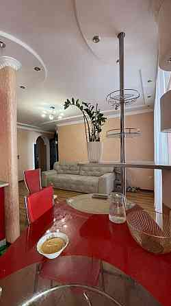 Продам 3 кімнатну квартиру в центрі міста. Винница