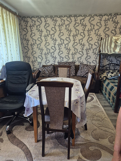 Продам квартиру комунального типу біля моря. Чорноморськ - зображення 1