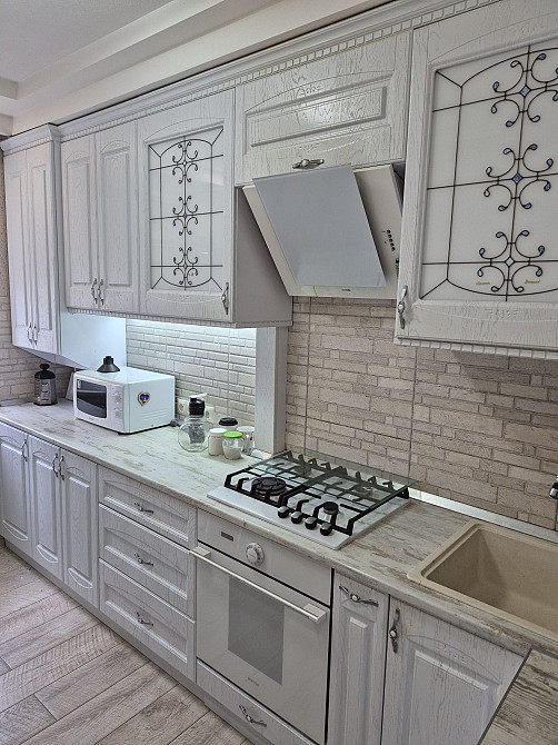 Здається вперше трьохкімнатна квартира Росвигово. Мукачево - зображення 1