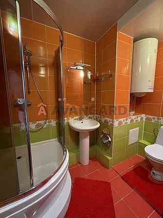 Оренда трикімнатної квартири Лівий берег 10 мкр Кам`янське (Запорізька обл.)