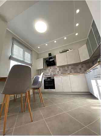 Первая сдача шикарной 2к/квартиры  Сталинки ,в районе ЖД - Вокзала ! Славянск