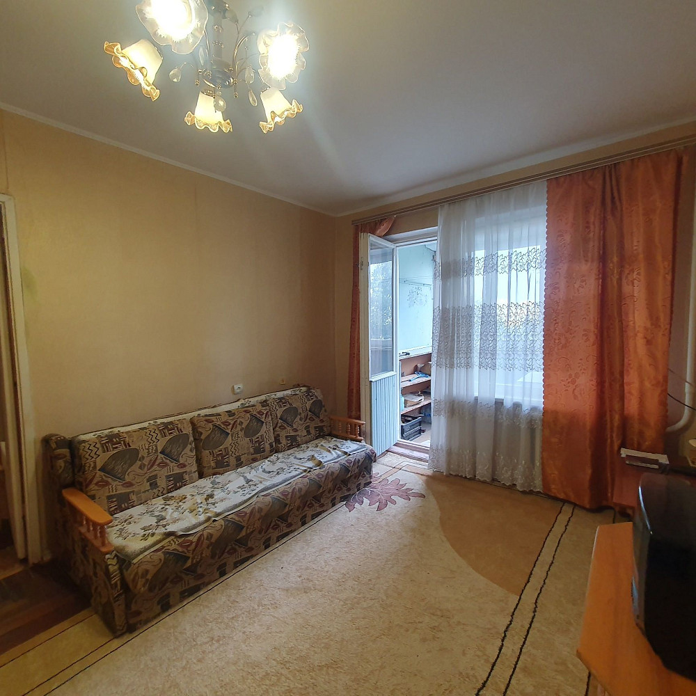 Сдам 2х комн квартиру на Малом рынке. Запорожье - изображение 1