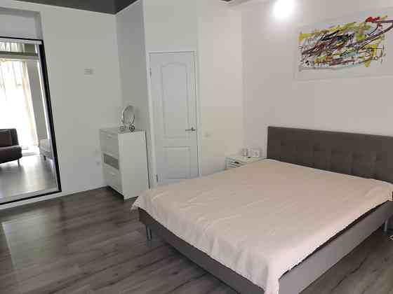 центр, Бориспіль, з ремонтом, меблями та технікою, без комісійних Бориспіль