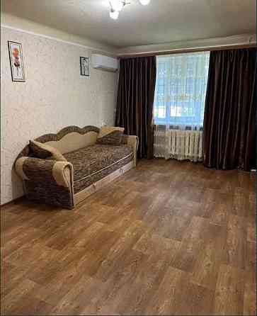 1 кім з КОСМЕТИКОЮ в ЦЕГЛІ район ВОКЗАЛУ (716704) Днепр