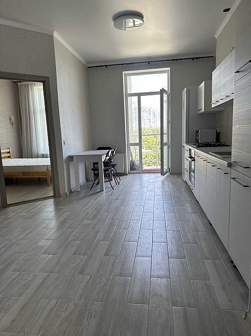 Светлая 1 комн.квартира в ЖК Клаб Марин 2 возле моря Одесса - изображение 2