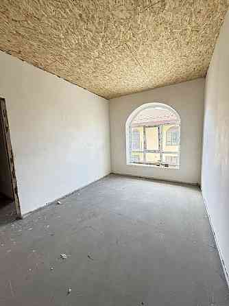 Хороша 1к з БАЛКОНОМ Буча