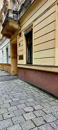 Продаж 3 кімнатної квартири по вул. Огієнка з власним подвірям Львов