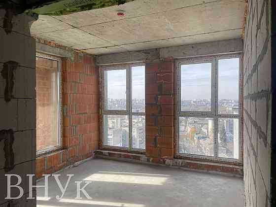 Продається 2-кімнатна квартира центр Тернополь