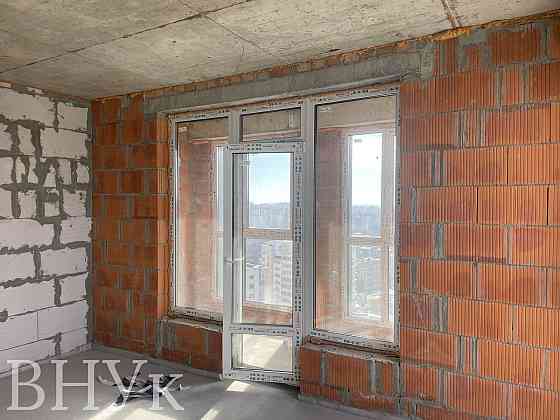 Продається 2-кімнатна квартира центр Тернополь