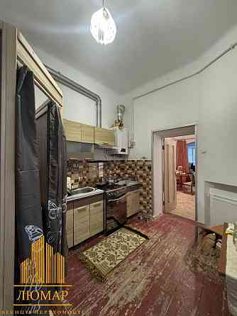 Продаж 2 кімнатної квартири по вул Б. Хмельницького р-н Підзамче Львов
