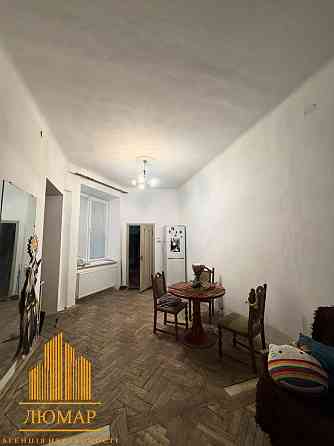 Продаж 2 кімнатної квартири по вул Б. Хмельницького р-н Підзамче Львов
