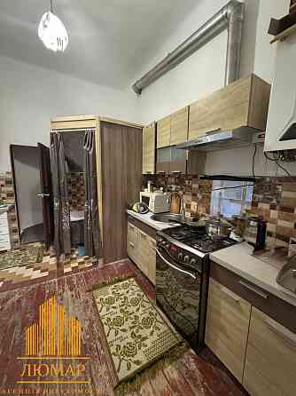 Продаж 2 кімнатної квартири по вул Б. Хмельницького р-н Підзамче Львов