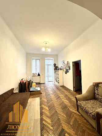 Продаж 2 кімнатної квартири по вул Б. Хмельницького р-н Підзамче Львов