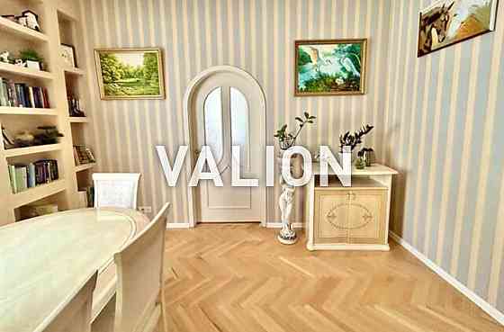 Продається 3-х кімнатна квартира, вул. Депутатська 4/6, Святошин Київ