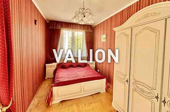 Продається 3-х кімнатна квартира, вул. Депутатська 4/6, Святошин Київ