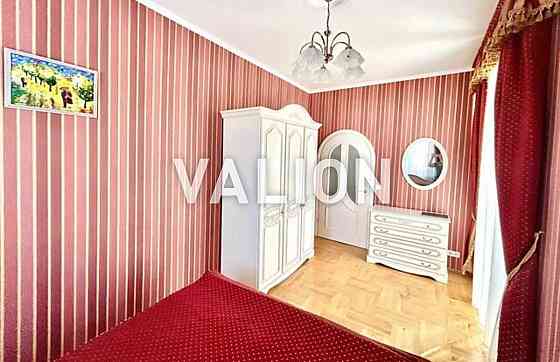 Продається 3-х кімнатна квартира, вул. Депутатська 4/6, Святошин Київ