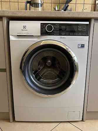 Сдам долгосрочно 3-х комнатную квартиру в центре города! Одеса