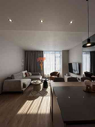 актуально ЖК Трініти Triiinity Печерськ перша здача низький поверх Киев