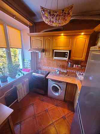 Здам в довгострокову оренду 2к квартиру м. Нивки,вул.Ґалаґанівська 4/2 Kyiv