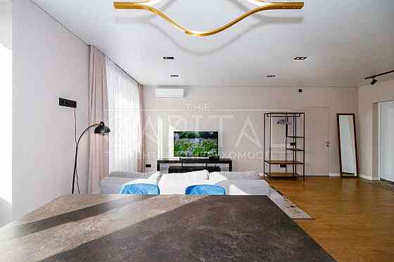 Панорамна 1-кімнатна з гардеробною на Печерську — преміум рівень! Київ