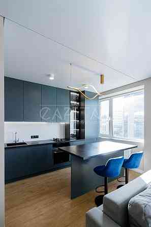 Панорамна 1-кімнатна з гардеробною на Печерську — преміум рівень! Київ