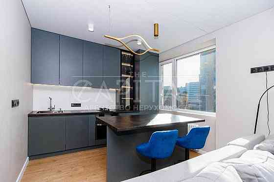 Панорамна 1-кімнатна з гардеробною на Печерську — преміум рівень! Київ