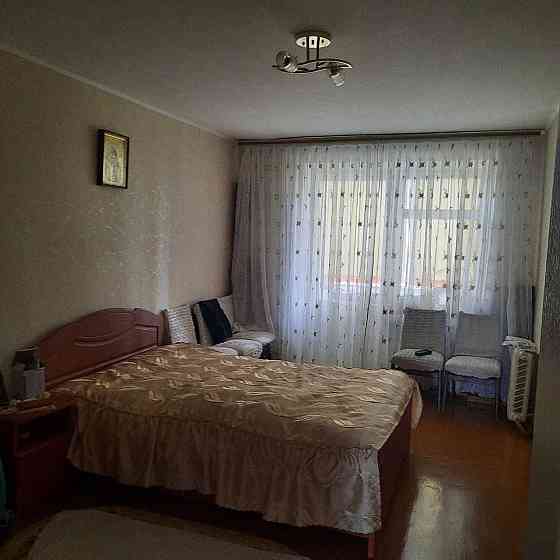 Продам квартиру    1 Звягель