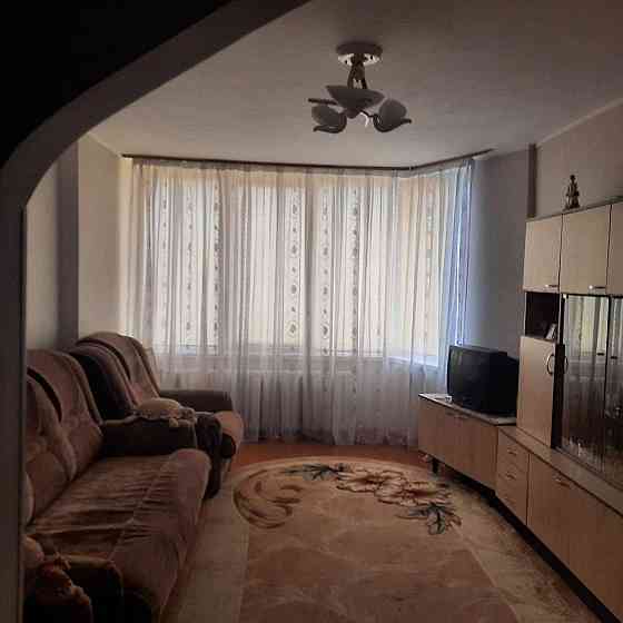 Продам квартиру    1 Звягель