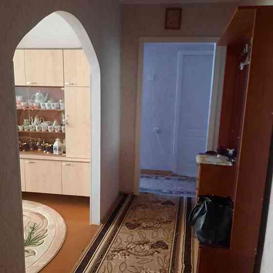 Продам квартиру    1 Звягель