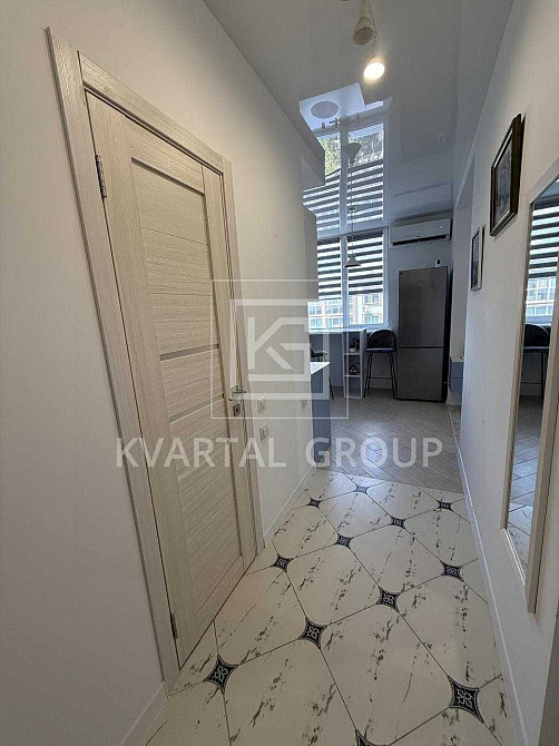 Продається світла 1-кімнатна квартира в ЖК «Парковий» Ирпень - изображение 1