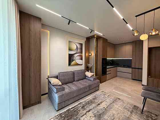 Продаж  1 кім. квартири + кухня-студія вул. Угорська ЖК Софіївка Львов