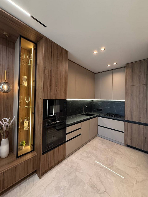 Продаж  1 кім. квартири + кухня-студія вул. Угорська ЖК Софіївка Львов - изображение 2