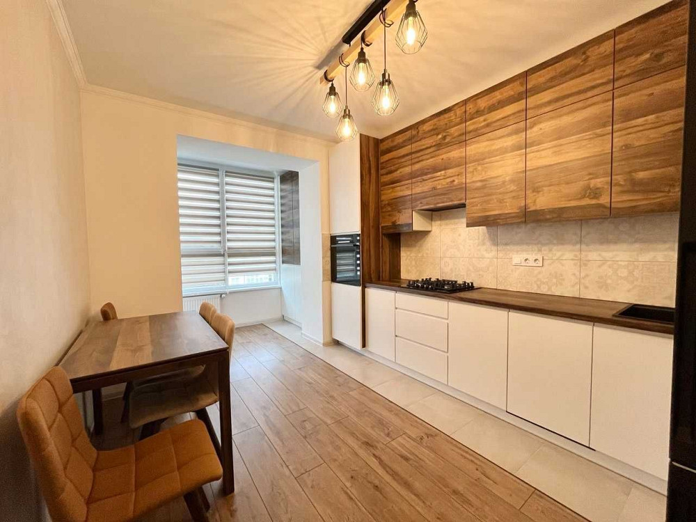 Оренда 1кім. в центрі! Перша здача, вул.Коновальця,31а Ивано-Франковск - изображение 2