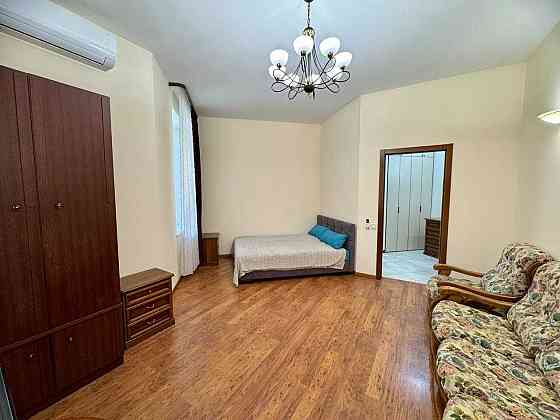 Оренда 1к квартири Клубний будинок вулиця Гоголя центр парк Шевченка Днепр