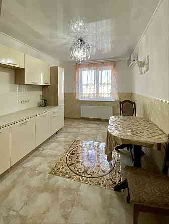 Сдам Кадор на Ак.Сахарова 1 комн.квартира с балконом! Крижанівка