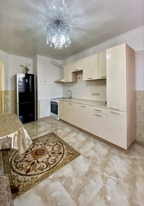 Сдам Кадор на Ак.Сахарова 1 комн.квартира с балконом! Крижанівка - изображение 1