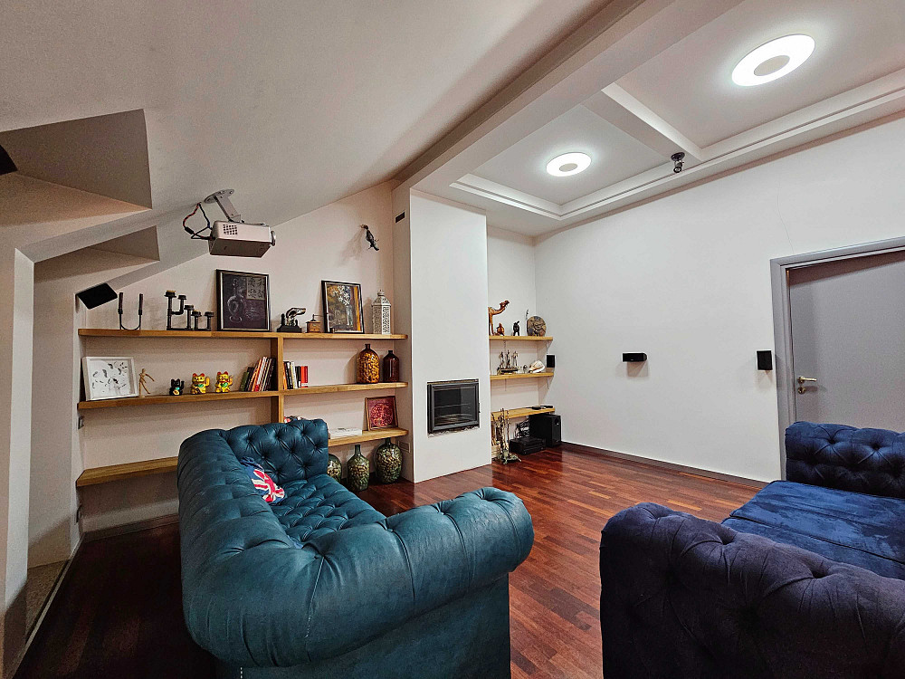 Трикімнатна мансарда на Хрещатику 90m2 |м |Майдан Незалежності Киев - изображение 4