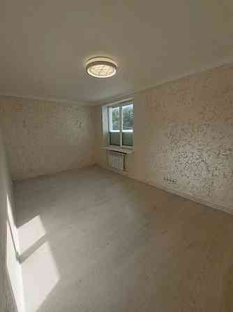 Продам двокімнатну квартиру на Щорса Одесса