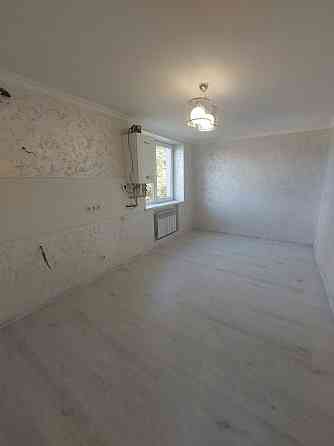 Продам двокімнатну квартиру на Щорса Одесса