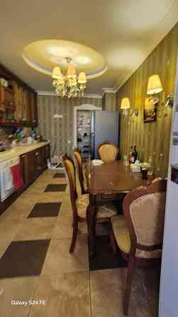 Продаж  3-к квартири з  якісним ремонтом з меблями та технікою Запоріжжя