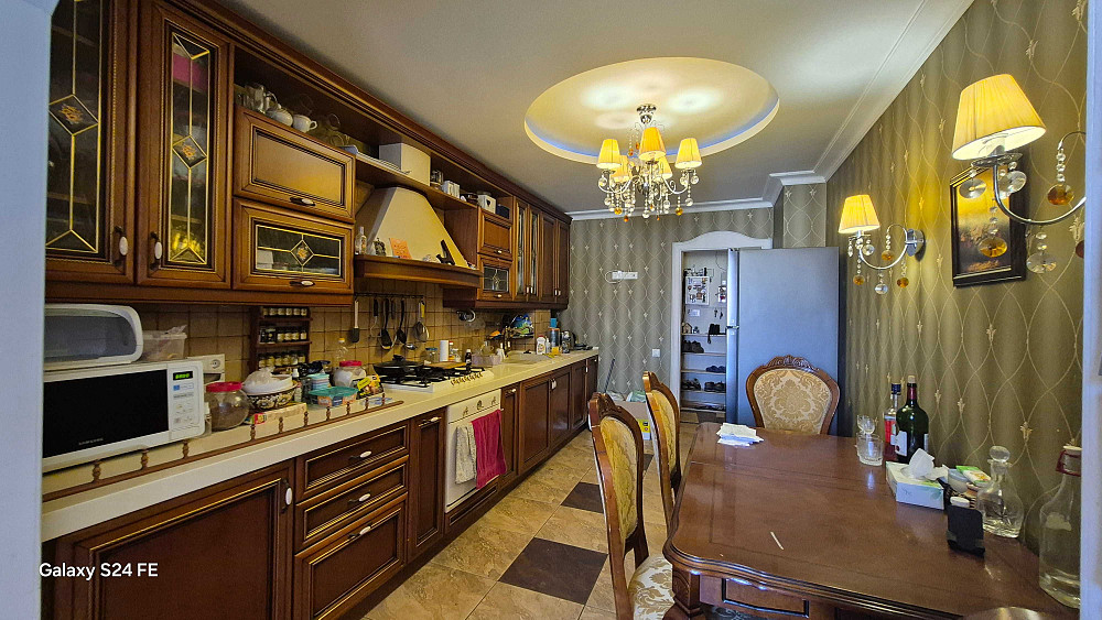 Продаж  3-к квартири з  якісним ремонтом з меблями та технікою Запоріжжя - зображення 2