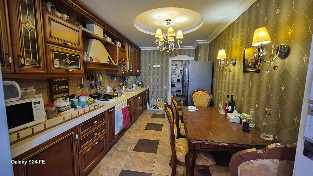 Продаж  3-к квартири з  якісним ремонтом з меблями та технікою Запоріжжя - зображення 1